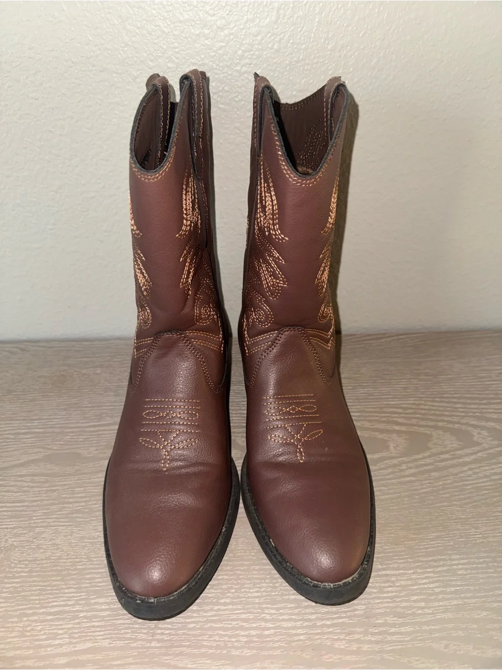 Deer Stags western boots ranch size 4 brown